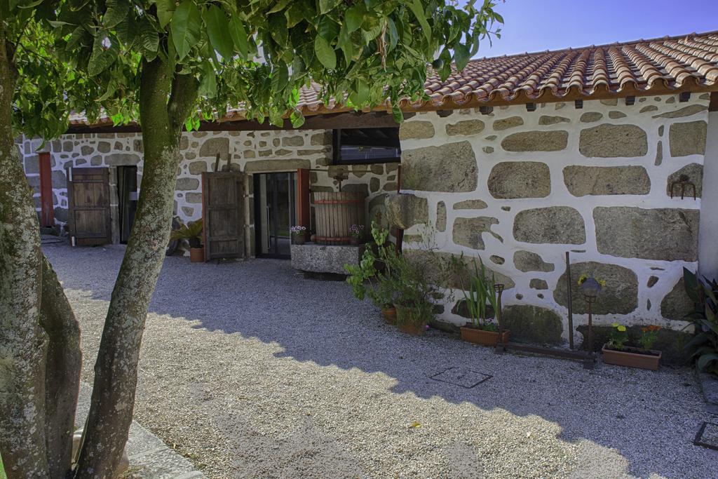 1720 Quinta Da Cancela - Winery & Farmhouse Guimarães Exterior foto